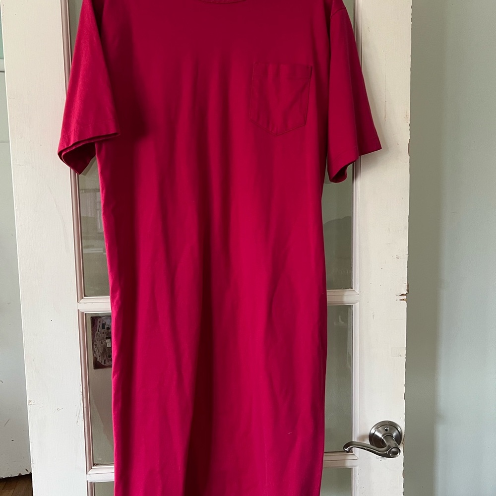 Lands End Vibrant Pink T-Shirt Dress with matching fabric tie on belt size Med T